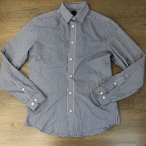 H&M Men’s Navy and White Checkered Button Down Shirt, size Medium
